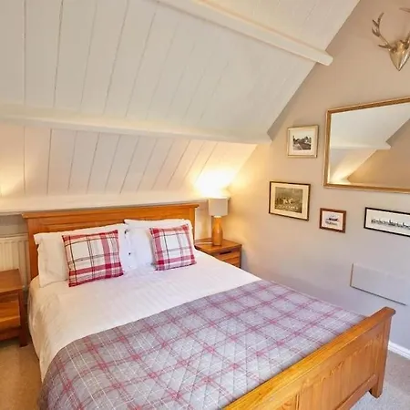 The Schoolhouse, Sandsend * Whitby